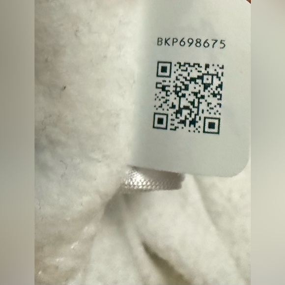 EUC: The North Face Men’s XL White Hoodie Never Stop Exploring Logo Sweatshirt - Picture 14 of 14